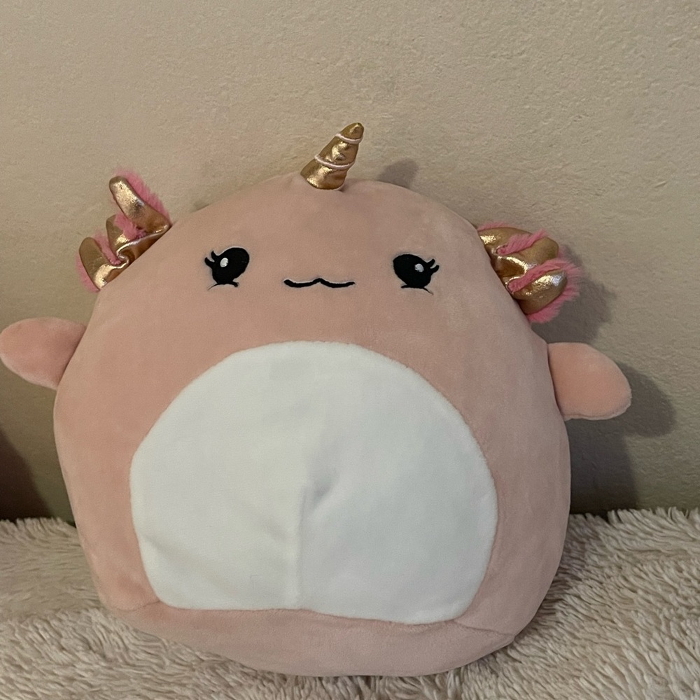Scented Axolotl Squishmallow